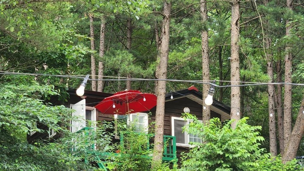 Hongcheon Gongjaksan Recreational Forest Pension Exteriör bild